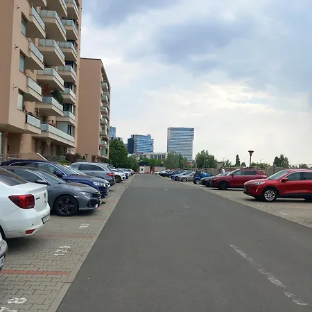 דירה Herastrau בוקרשט